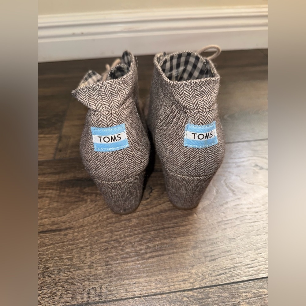 TOMS Women's Desert Wedge Ankle Booties Grey Tweed Knit Canvas Lace Up,Size 9.5 - Picture 2 of 7
